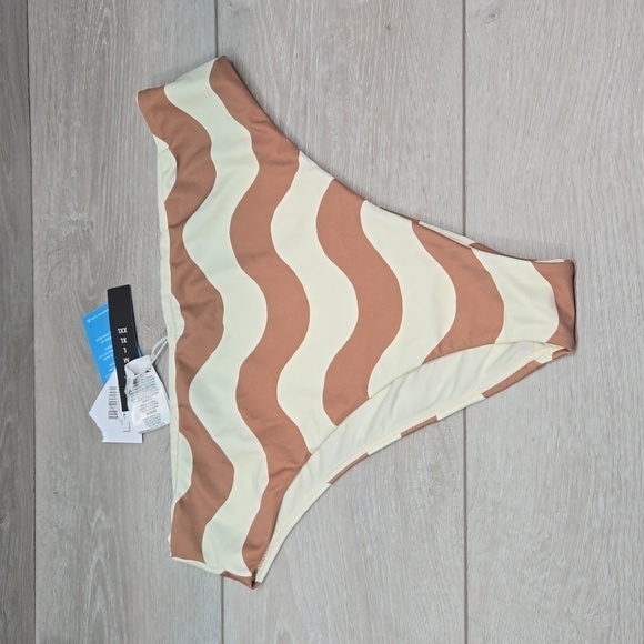 NWT O'Neill Women Wavy Stripe Tulum bottom Swim Bikini sz M - Picture 1 of 8